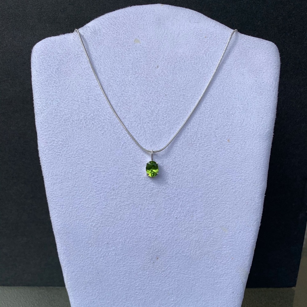 Paridot Pendant with Silver Chain